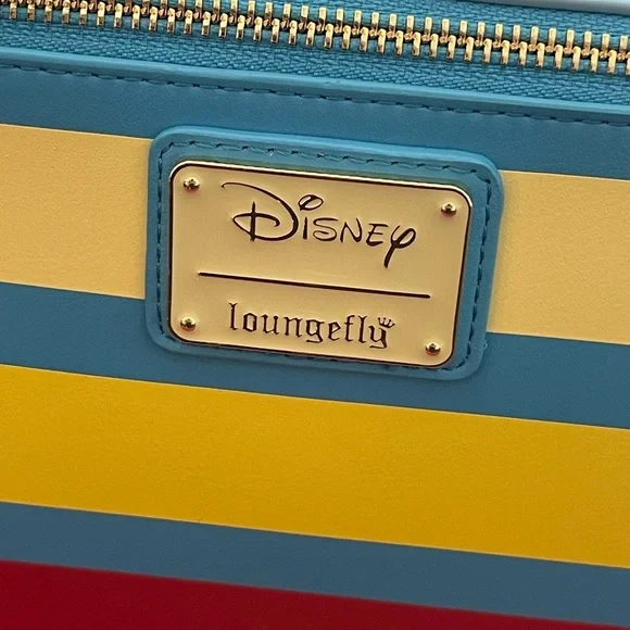 Loungefly Disney Snow White Cosplay Cake Crossbody Bag - Picture 8 of 16